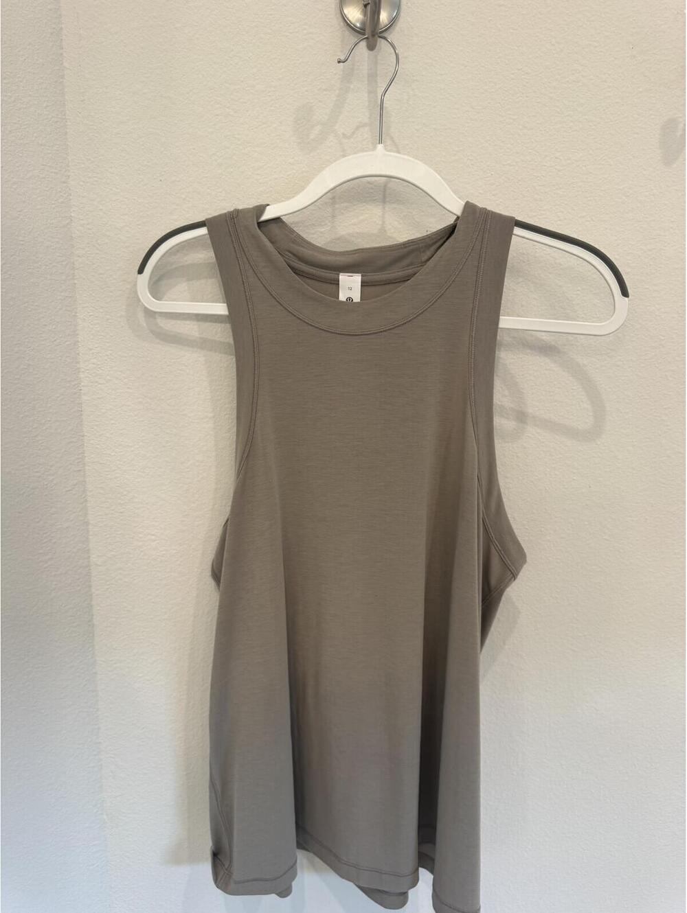 Lululemon Jersey Tank - Size 12